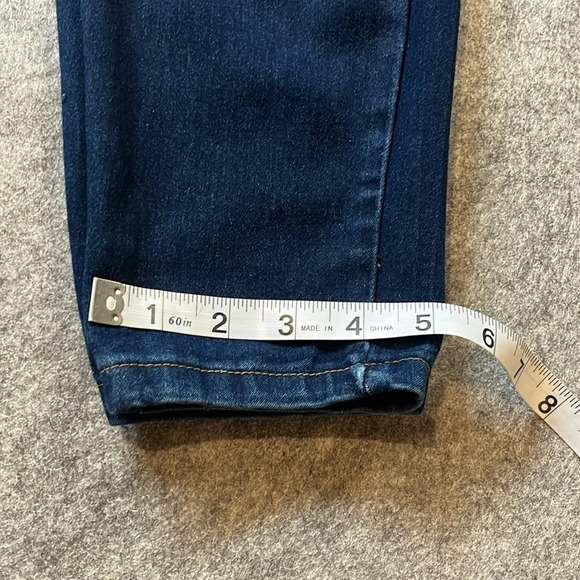 Burberry Dark Wash Denim, Size 5. - Picture 5 of 11